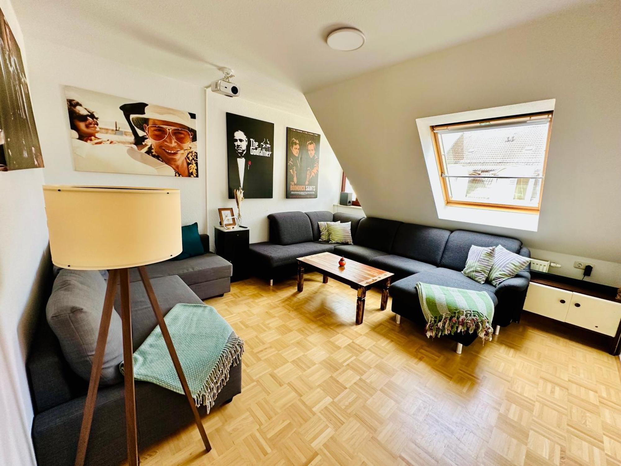 Massive Karli Loft - Over 130 Meters Floor Space - Home Theater Room - 4 Private Sleeping Areas - Best Location In 라이프치히 외부 사진