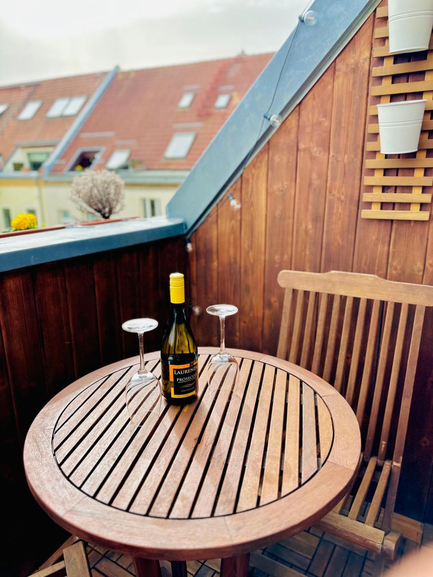 Massive Karli Loft - Over 130 Meters Floor Space - Home Theater Room - 4 Private Sleeping Areas - Best Location In 라이프치히 외부 사진