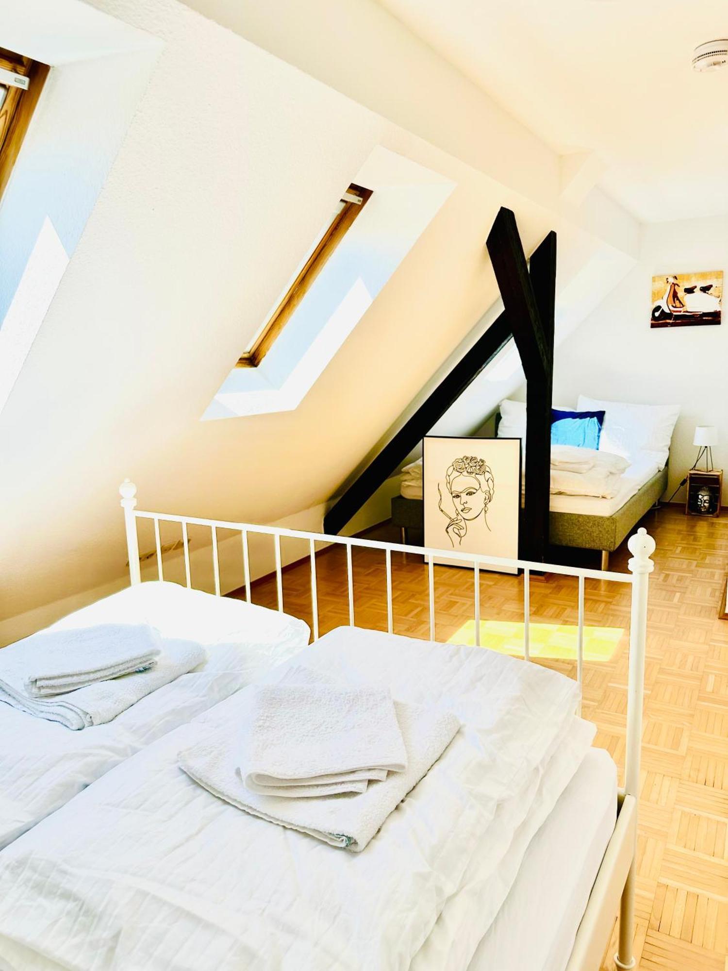 Massive Karli Loft - Over 130 Meters Floor Space - Home Theater Room - 4 Private Sleeping Areas - Best Location In 라이프치히 외부 사진