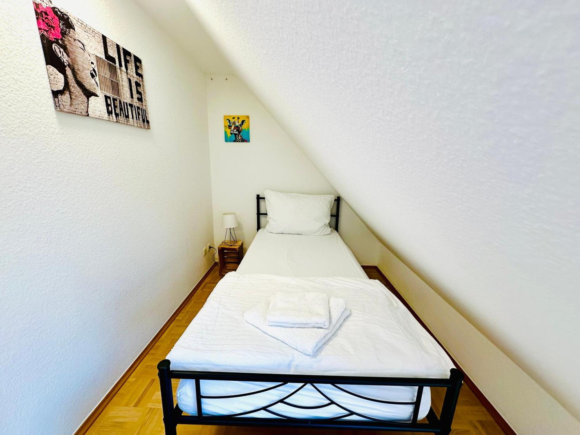Massive Karli Loft - Over 130 Meters Floor Space - Home Theater Room - 4 Private Sleeping Areas - Best Location In 라이프치히 외부 사진